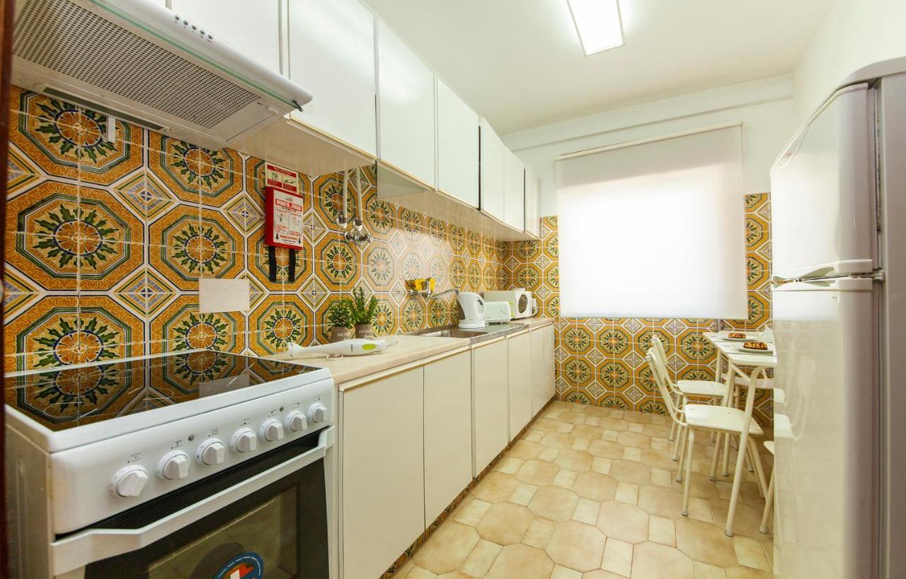 O - Sao Goncalo Central Guesthouse Лагуш Екстер'єр фото