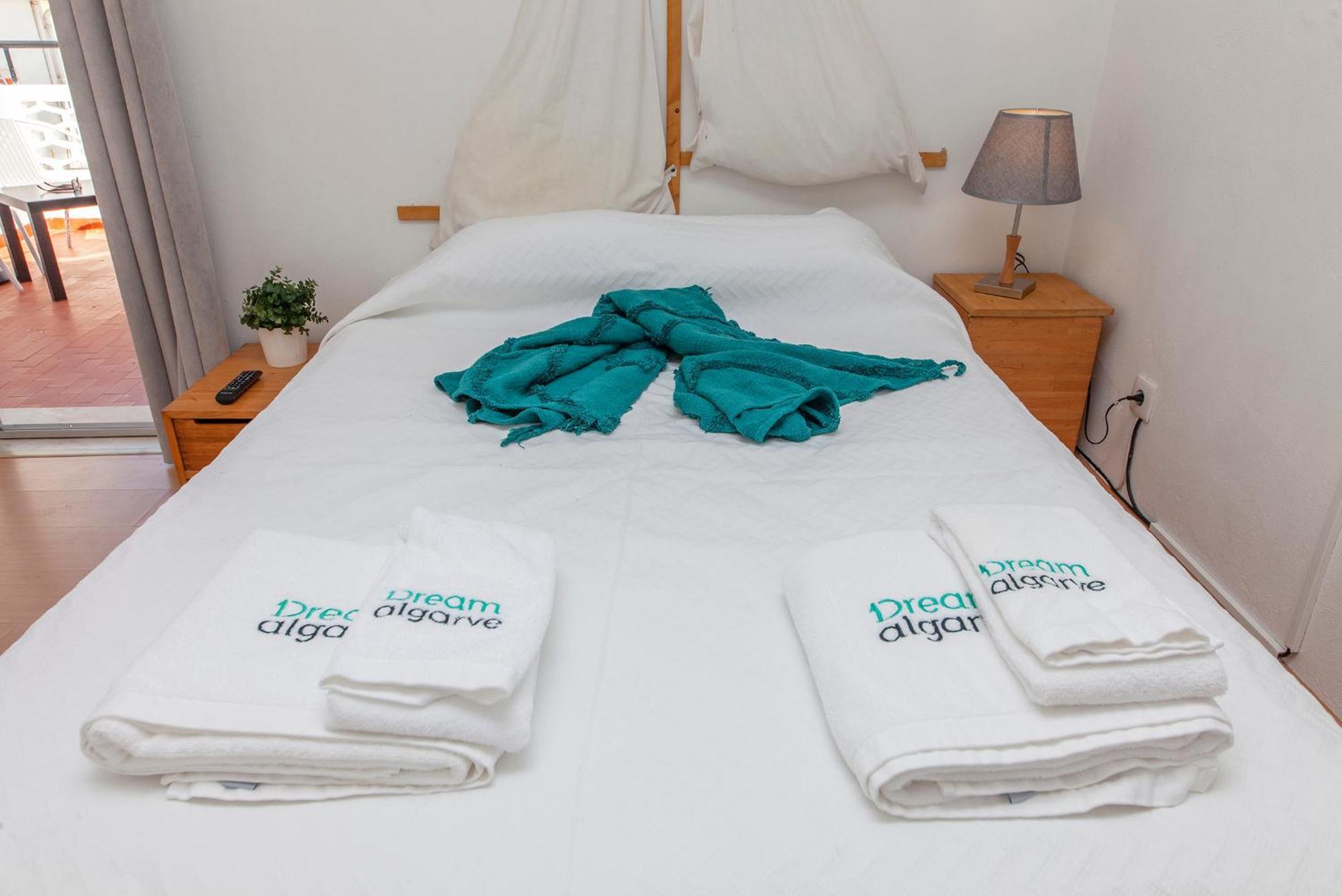 O - Sao Goncalo Central Guesthouse Лагуш Номер фото
